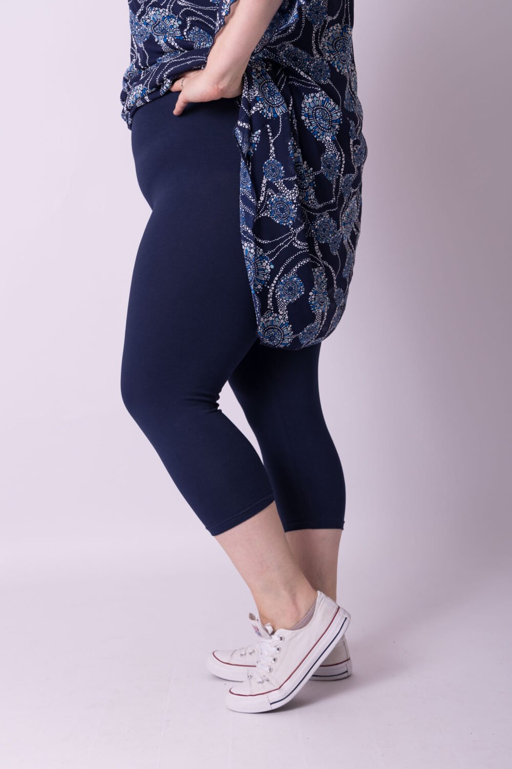 Legging donkerblauw - viscose stretch- draagcomfort en kleurplezier in één ontwerp main image 1