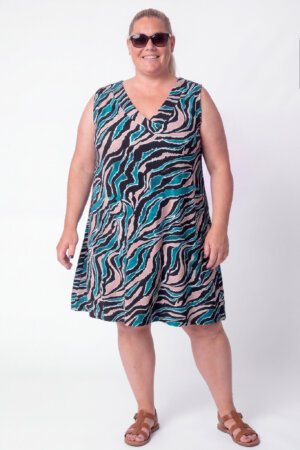 PRE-ORDER | Jurk Ingrid | Aqua Waves | Wijde A-lijn | ca. 105 cm | Viscose