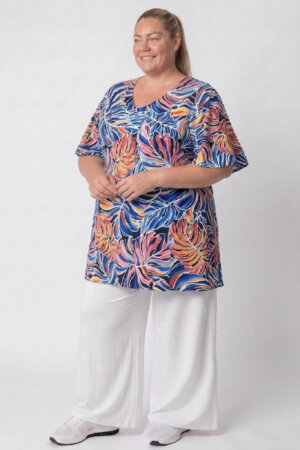 PRE-ORDER | Top Karin 90cm | Monstera Sunset | Vlindermouw | Travelstof